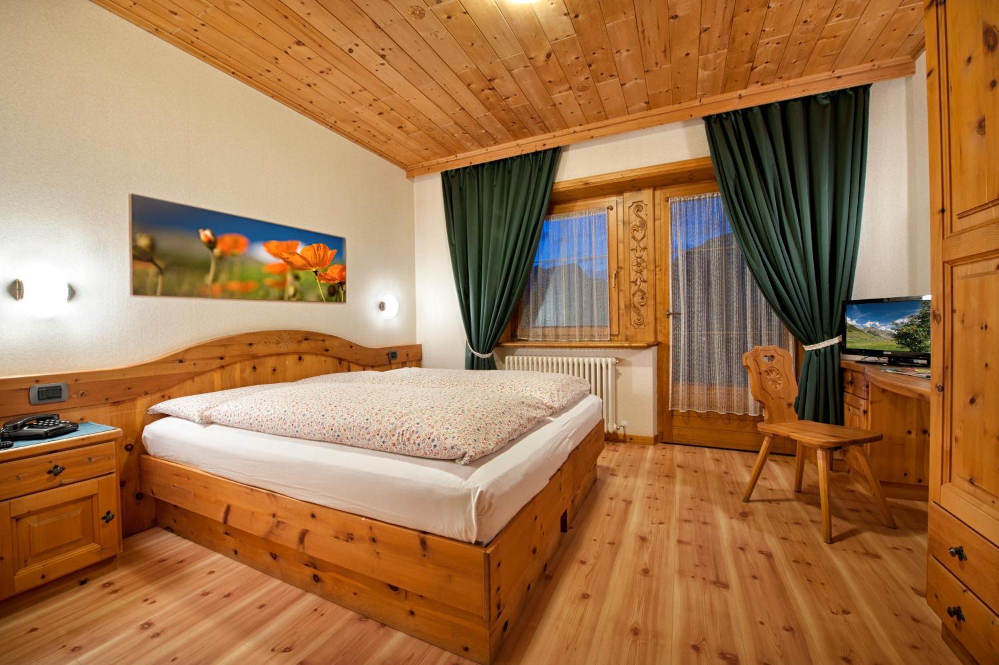 Hotel Duc De Rohan 리비뇨 외부 사진