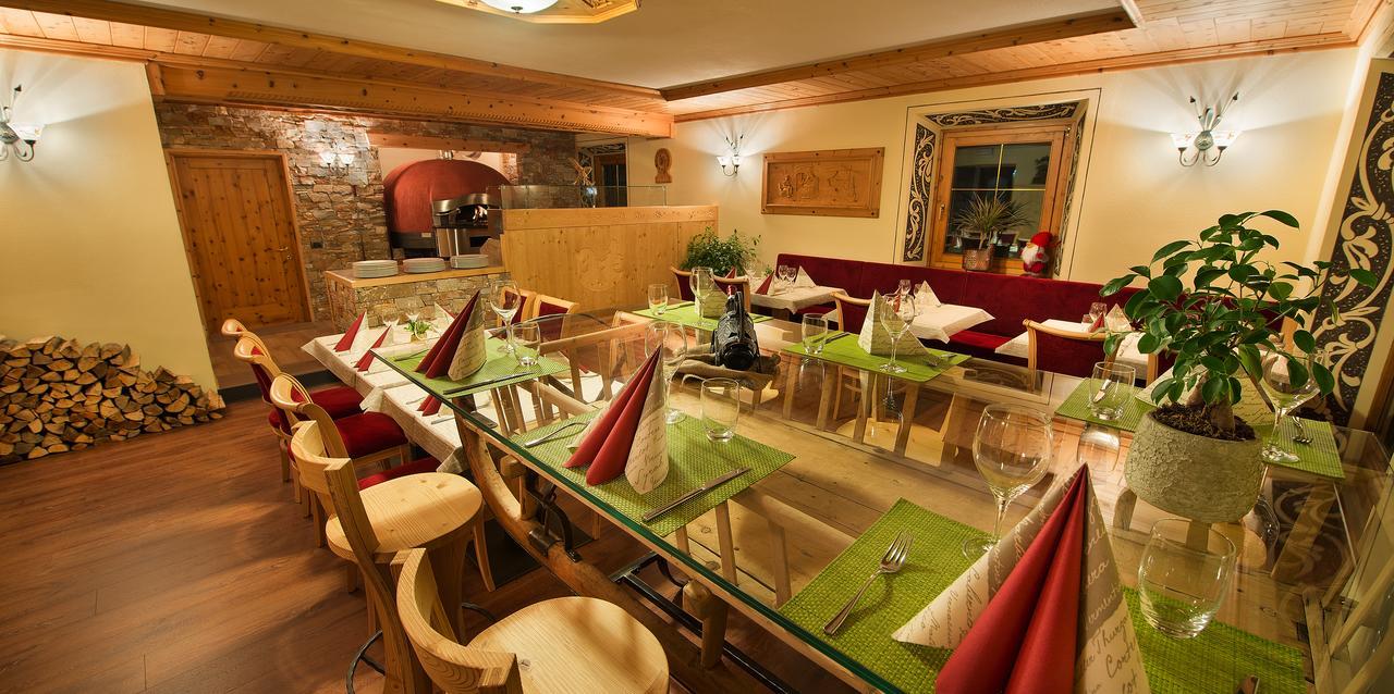 Hotel Duc De Rohan 리비뇨 외부 사진
